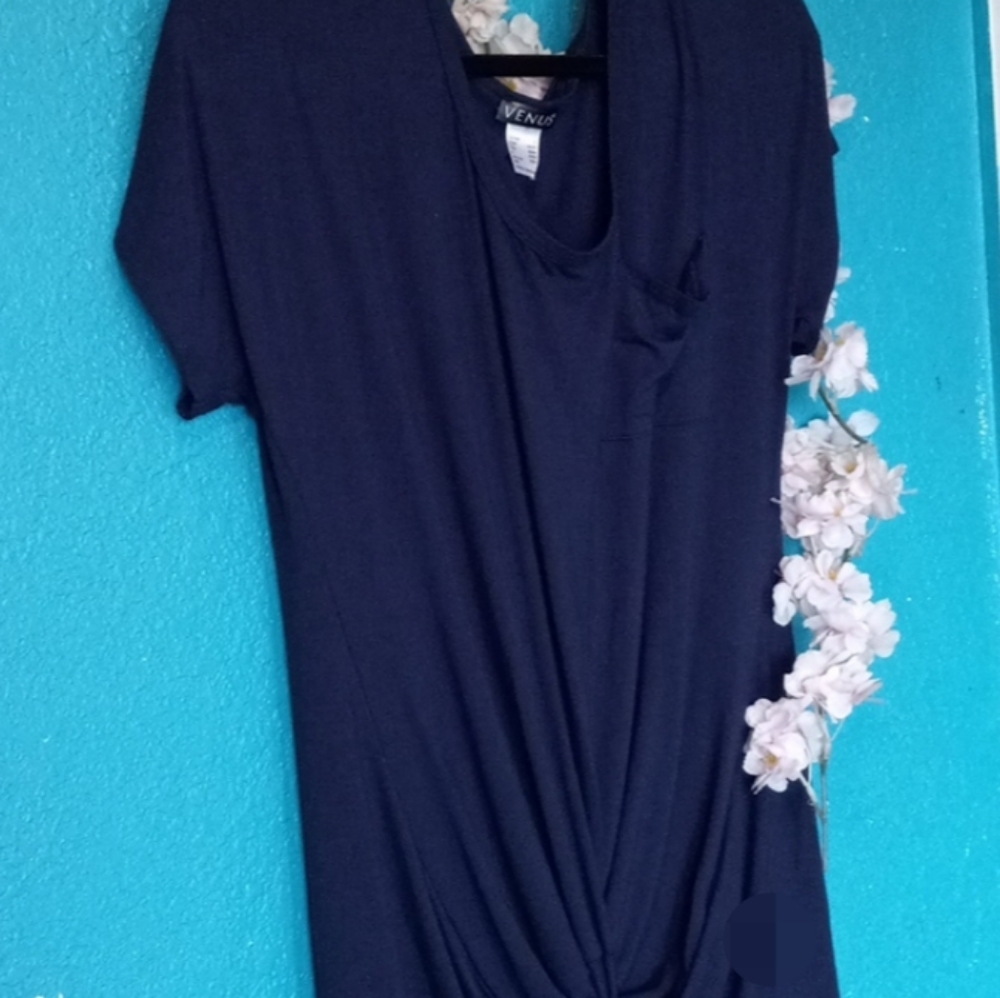 Venus Navy blue draped front tunic. New. Size large. - Picture 6 of 15